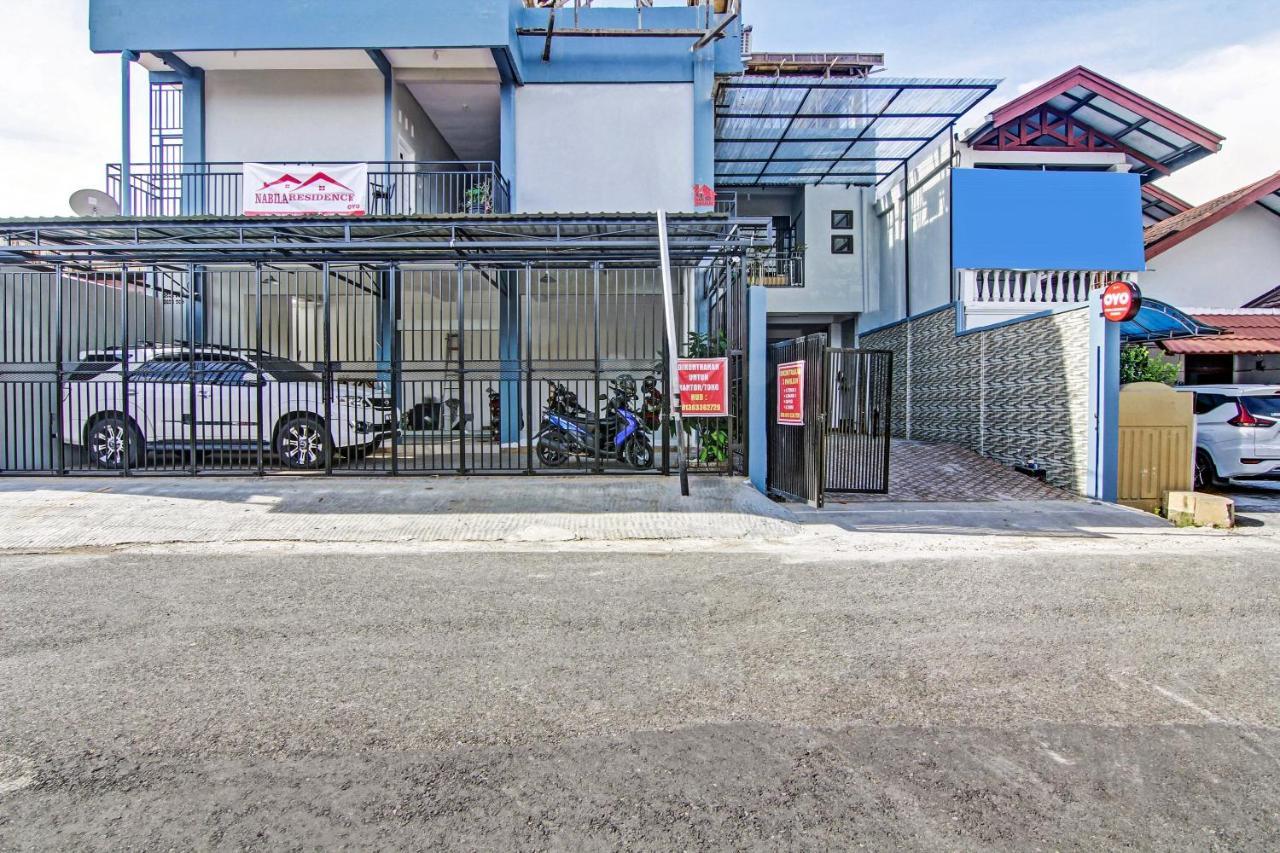 Oyo 90704 Nabila Residence Syariah Padang  Exterior foto